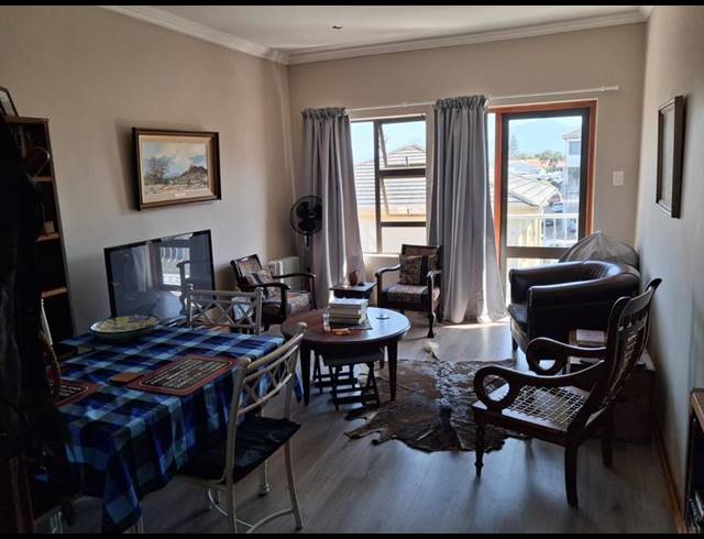 2 BEDROOM APARTMENT FOR SALE IN GEORGE CENTRAL